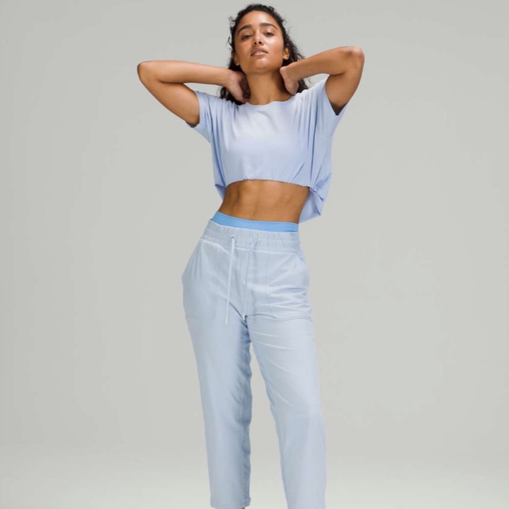 Lululemon Cates Tee (no hem) Blue Lenin